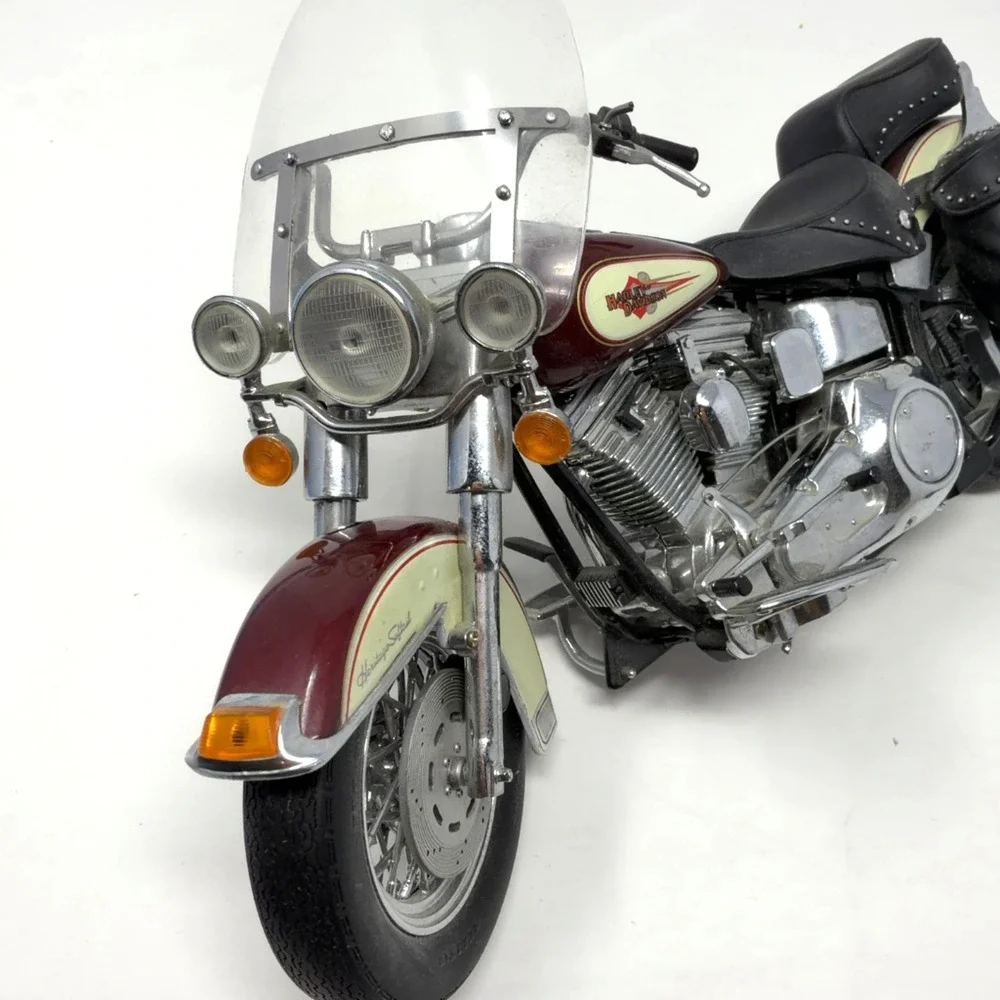 Harley-Davidson Heritage Softail Die Cast Motorcycle Model Parts Repair